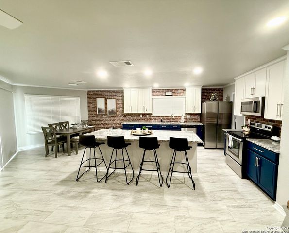 2071 Club, New Braunfels, TX 78130