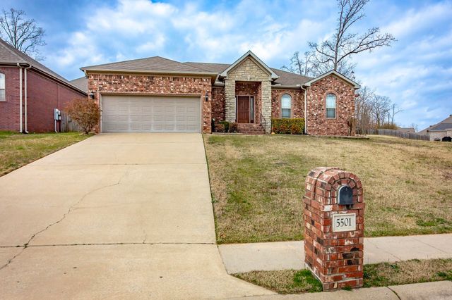 5501 Aviator Drive, Jacksonville, AR 72076