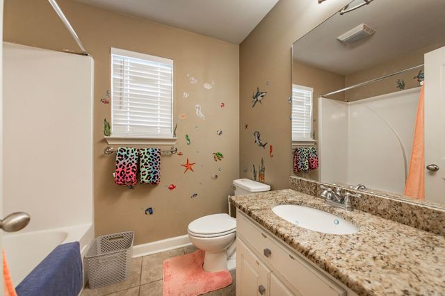 5501 Aviator Drive, Jacksonville, AR 72076