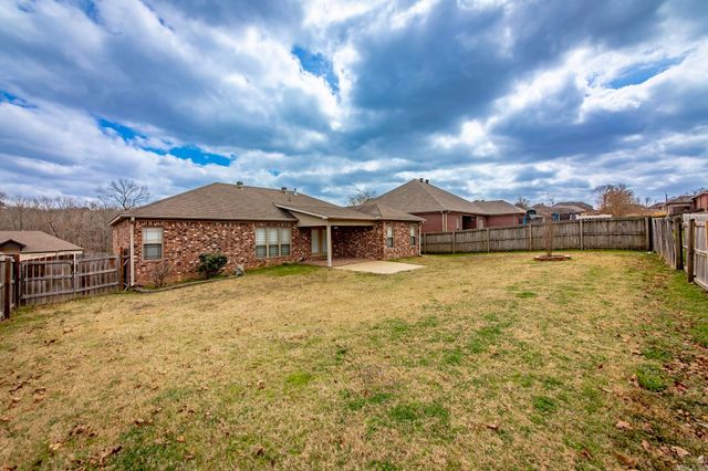 5501 Aviator Drive, Jacksonville, AR 72076