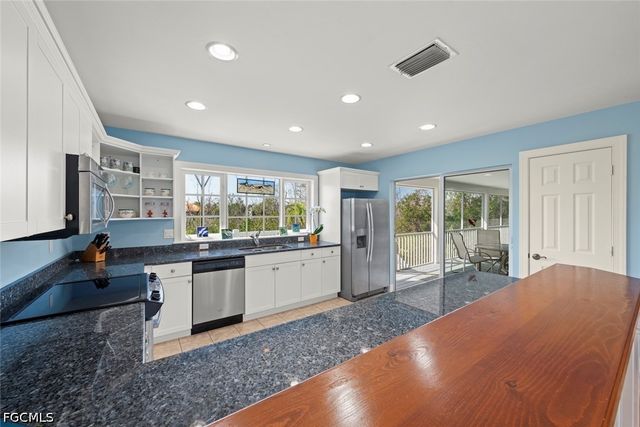 4534 Bowen Bayou RD, Sanibel, FL 33957