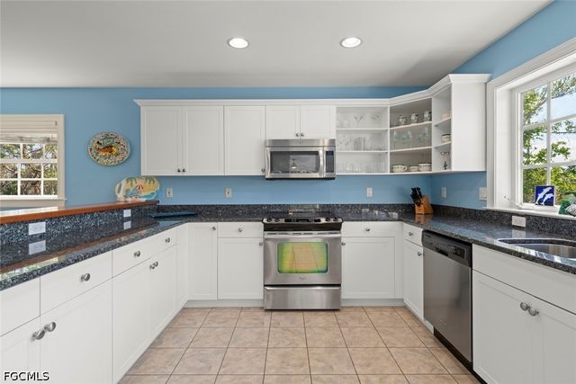 4534 Bowen Bayou RD, Sanibel, FL 33957