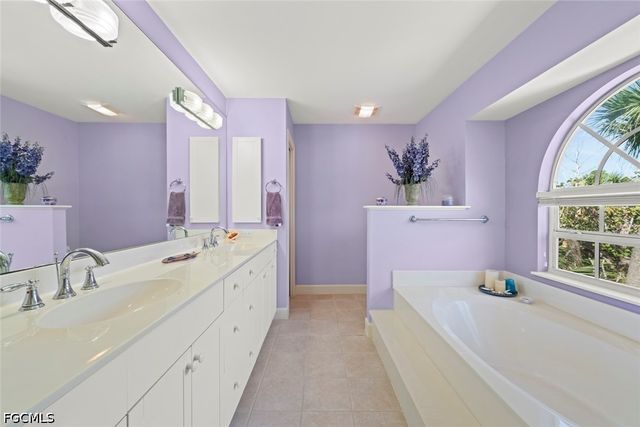 4534 Bowen Bayou RD, Sanibel, FL 33957
