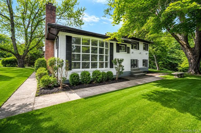 335 Lewis Avenue, Yorktown Heights, NY 10598