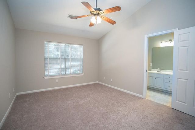 6 Tranquil Glade Place, Spring, TX 77381