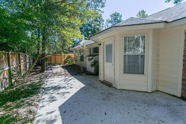 6 Tranquil Glade Place, Spring, TX 77381