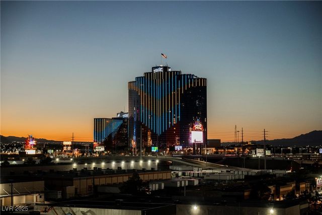 4471 Dean Martin Drive 810, Las Vegas, NV 89103