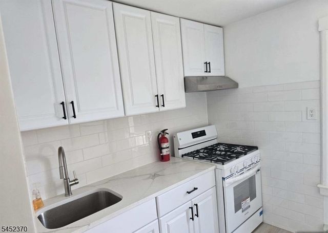 125 Dalton St, Roselle Park Boro, NJ 07204
