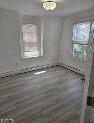 125 Dalton St, Roselle Park Boro, NJ 07204
