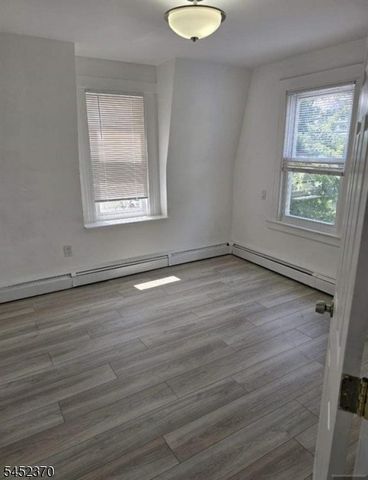 125 Dalton St, Roselle Park Boro, NJ 07204