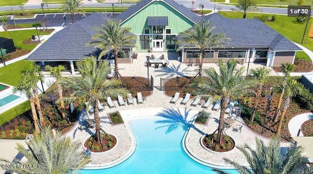 2832 DAYLILY Point, Green Cove Springs, FL 32043