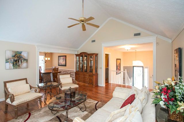 1508 Clover Ct, Hermitage, TN 37076