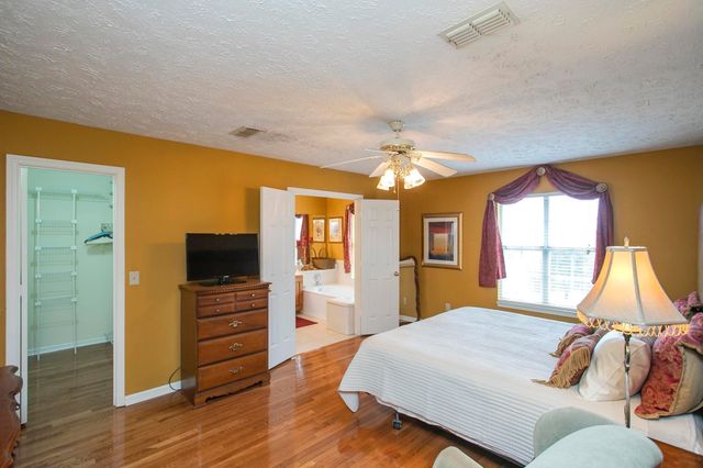 1508 Clover Ct, Hermitage, TN 37076