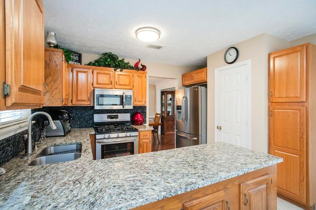 1508 Clover Ct, Hermitage, TN 37076