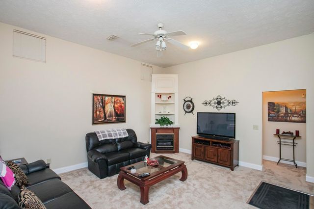 1508 Clover Ct, Hermitage, TN 37076