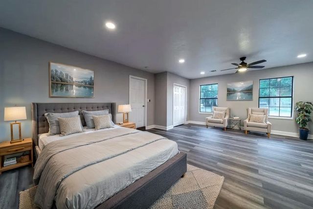 4611 Nevada, Dickinson, TX 77539