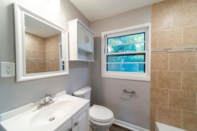 4611 Nevada, Dickinson, TX 77539