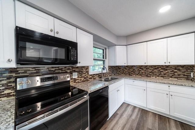 4611 Nevada, Dickinson, TX 77539