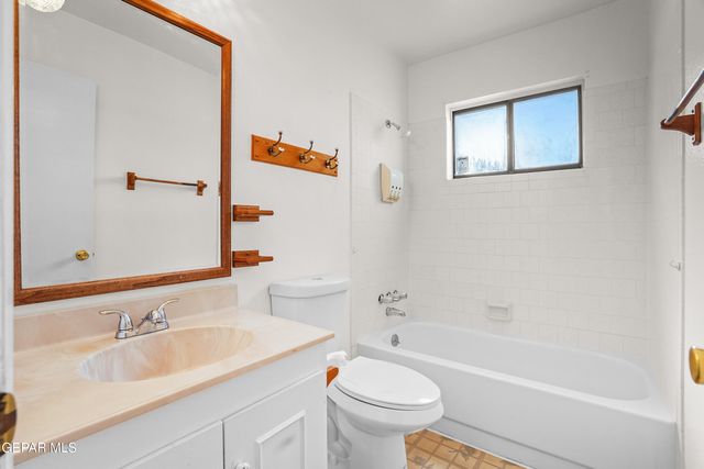 1628 GENE TORRES Drive, El Paso, TX 79936