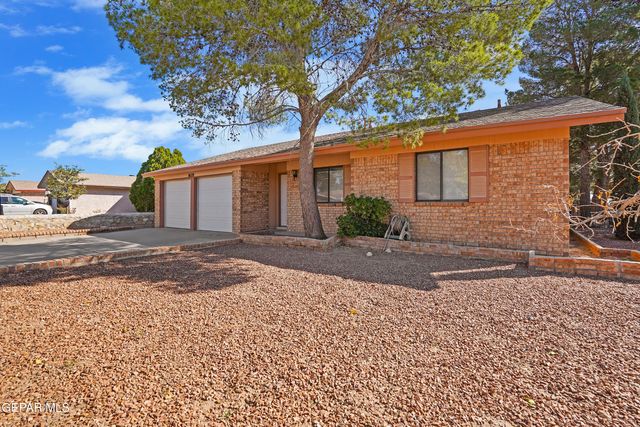 1628 GENE TORRES Drive, El Paso, TX 79936