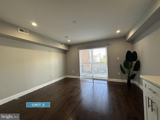 1606 POINT BREEZE AVE, Philadelphia, PA 19145