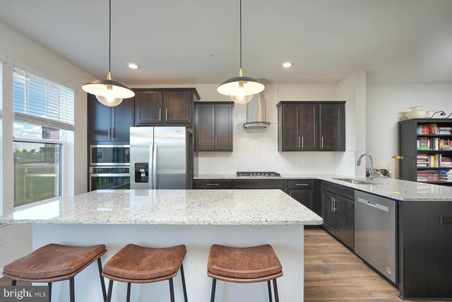 869 AMITY ST, Frederick, MD 21701