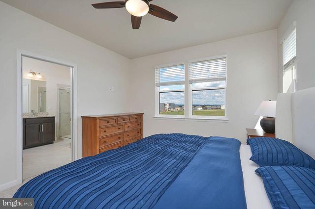 869 AMITY ST, Frederick, MD 21701