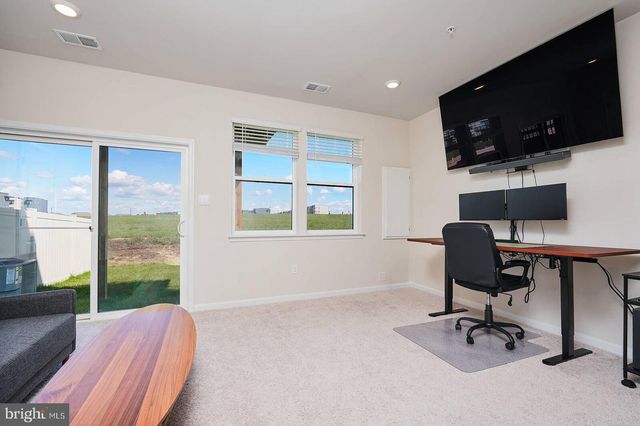 869 AMITY ST, Frederick, MD 21701