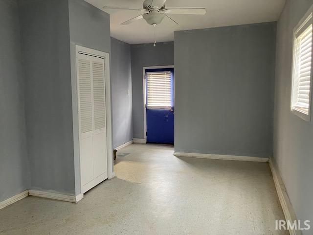 393 N Curtis Drive, Vincennes, IN 47591