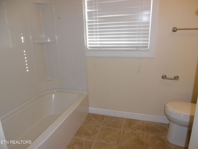 5503 kentwood Rd, Knoxville, TN 37912