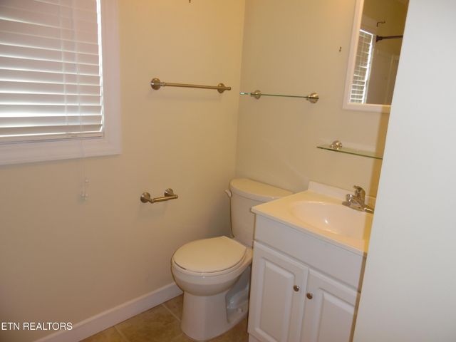 5503 kentwood Rd, Knoxville, TN 37912