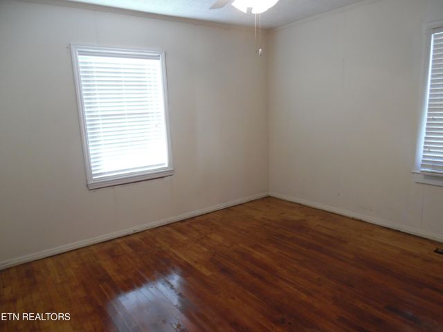 5503 kentwood Rd, Knoxville, TN 37912