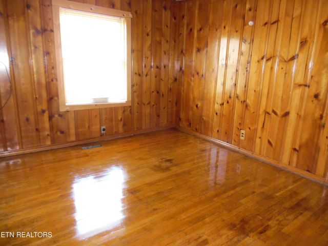 5503 kentwood Rd, Knoxville, TN 37912