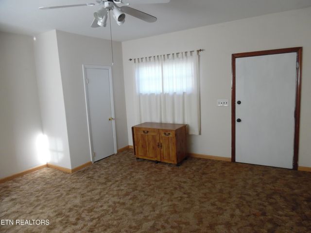 5503 kentwood Rd, Knoxville, TN 37912