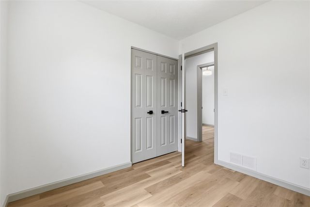101 Dolomite Dr, Monroeville, PA 15146