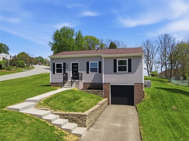 101 Dolomite Dr, Monroeville, PA 15146