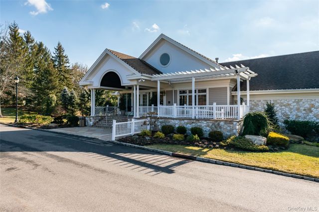 163 Doral Court, Roslyn, NY 11576