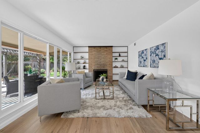 210 Rodonovan Drive, Santa Clara, CA 95051