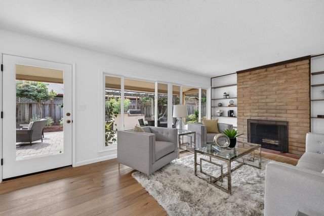 210 Rodonovan Drive, Santa Clara, CA 95051