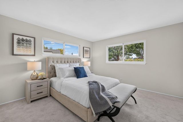 210 Rodonovan Drive, Santa Clara, CA 95051