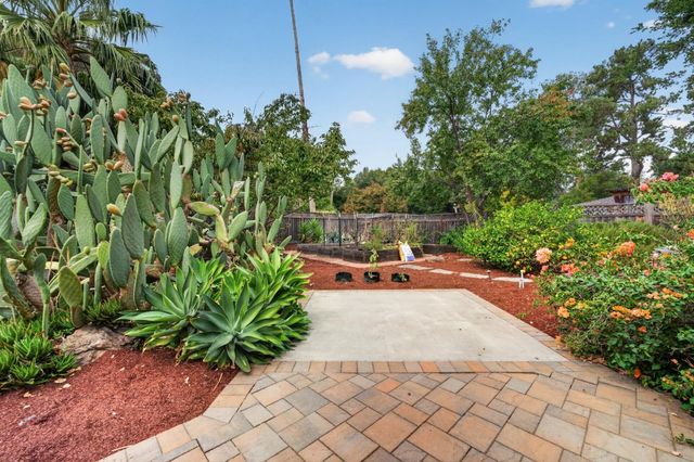 210 Rodonovan Drive, Santa Clara, CA 95051