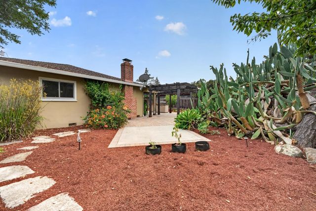 210 Rodonovan Drive, Santa Clara, CA 95051
