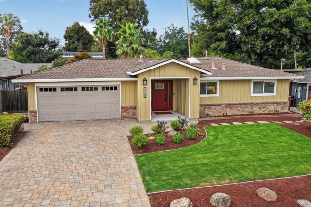 210 Rodonovan Drive, Santa Clara, CA 95051