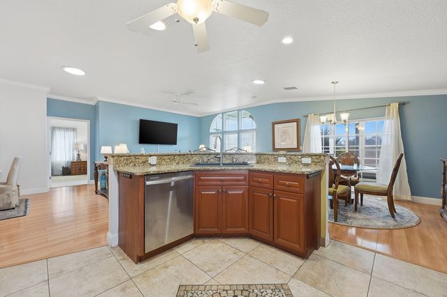 8121 9th Hole Drive, Port St. Lucie, Port St Lucie, FL 34952