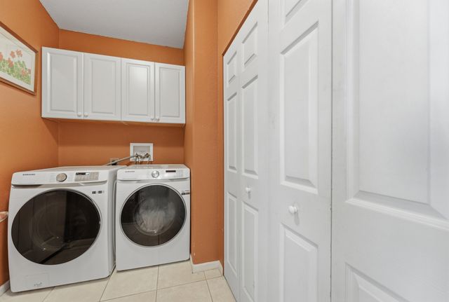 8121 9th Hole Drive, Port St. Lucie, Port St Lucie, FL 34952