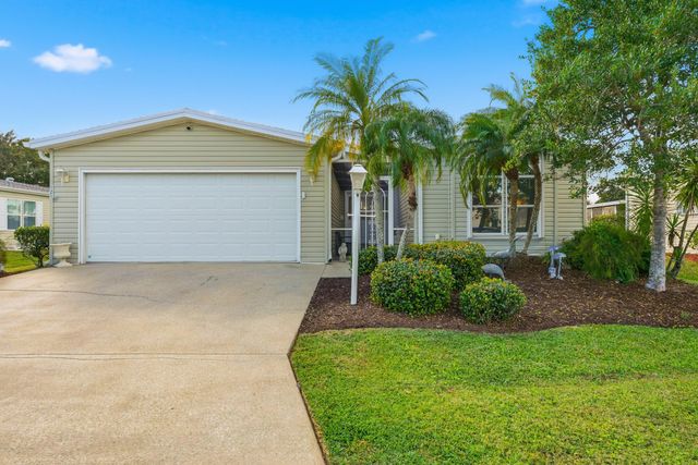 8121 9th Hole Drive, Port St. Lucie, Port St Lucie, FL 34952