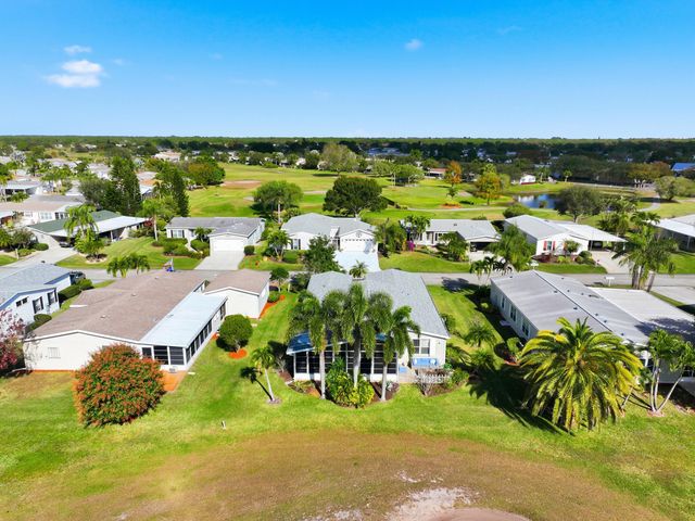 8121 9th Hole Drive, Port St. Lucie, Port St Lucie, FL 34952