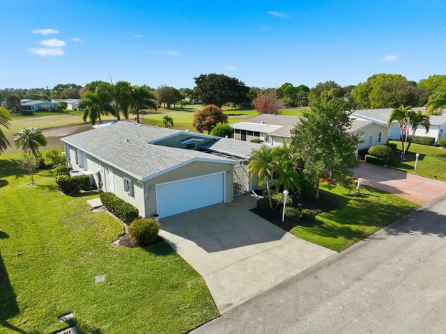 8121 9th Hole Drive, Port St. Lucie, Port St Lucie, FL 34952