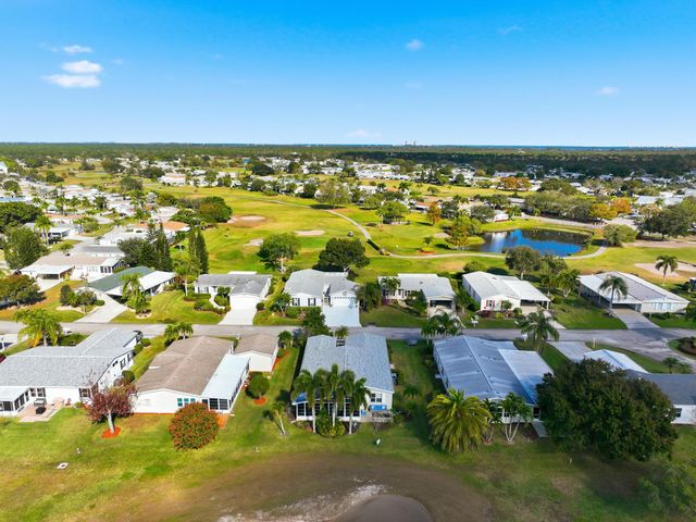 8121 9th Hole Drive, Port St. Lucie, Port St Lucie, FL 34952