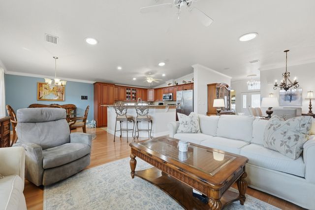 8121 9th Hole Drive, Port St. Lucie, Port St Lucie, FL 34952